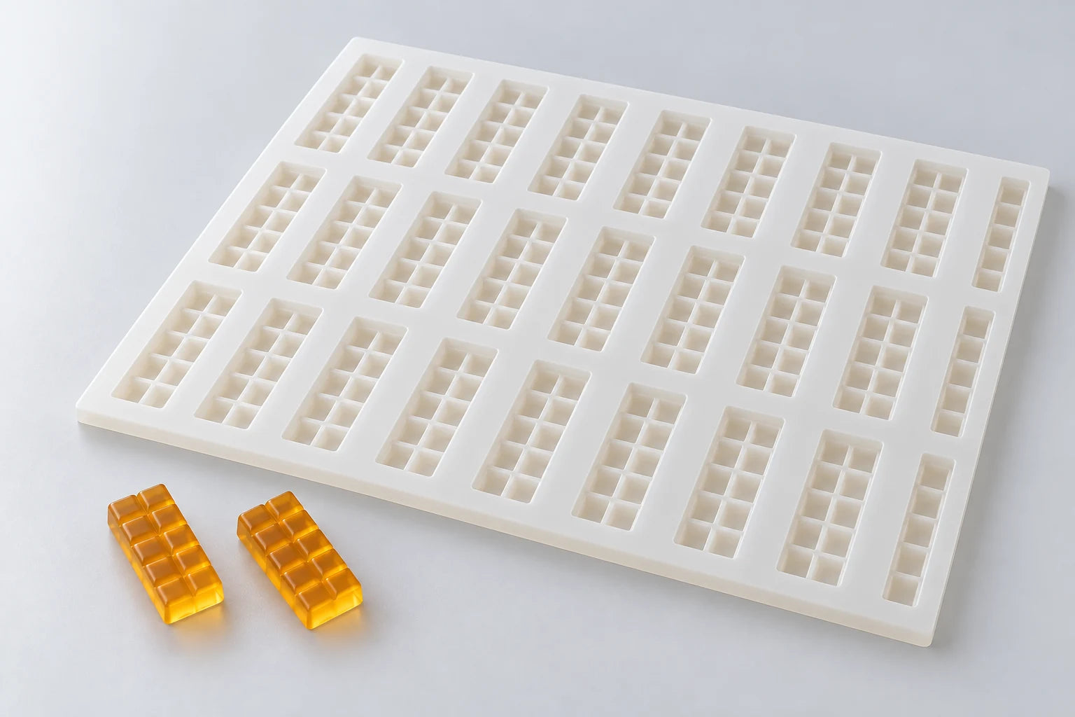 10pc Multi-dose mold — illustrative studio visualization