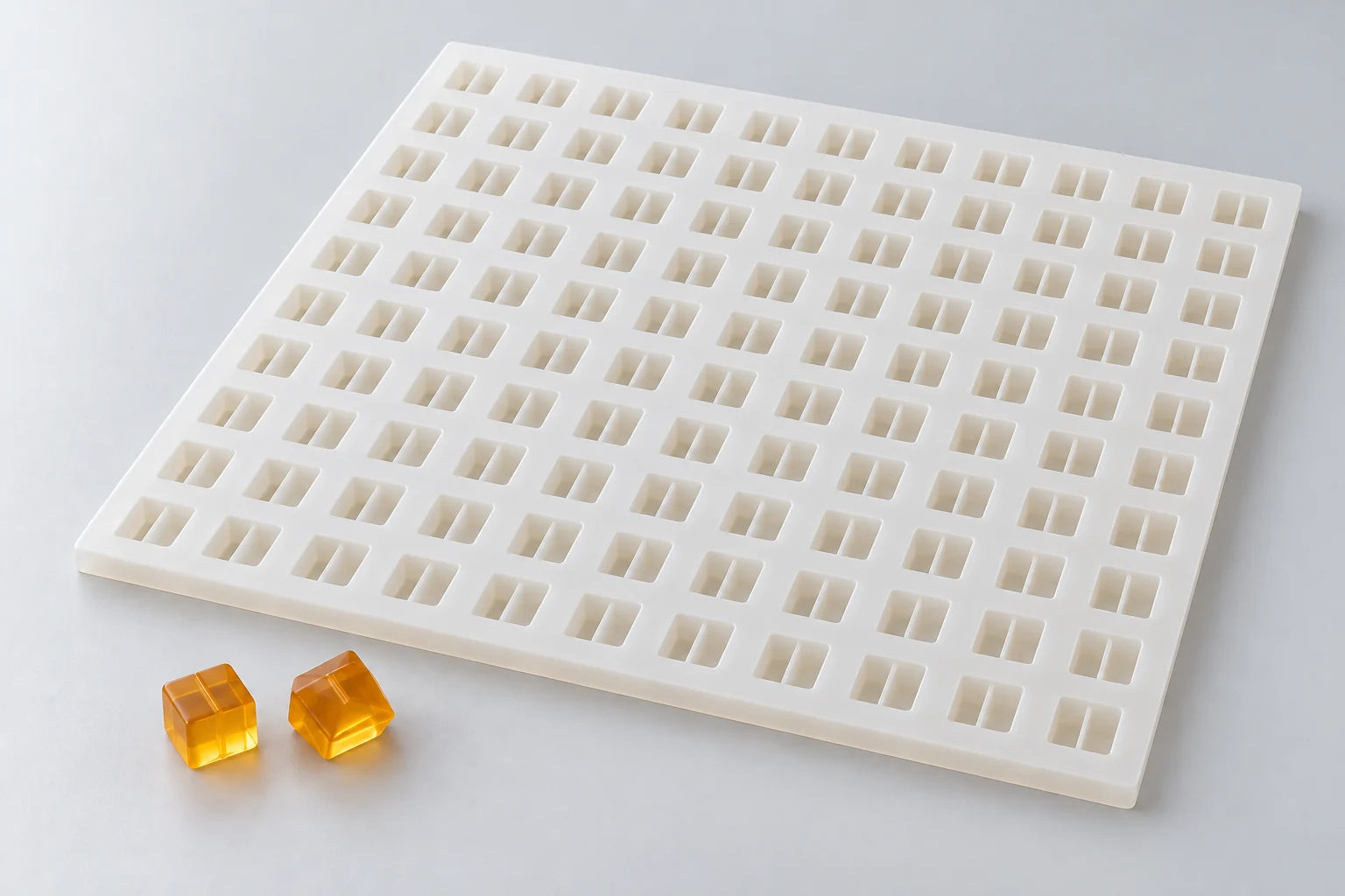 Split Square mold — illustrative studio visualization